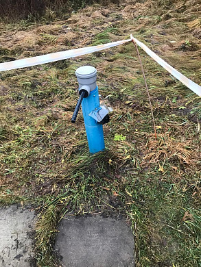 В деревне Сметанино общественная колонка оказалась установлена на личном участке